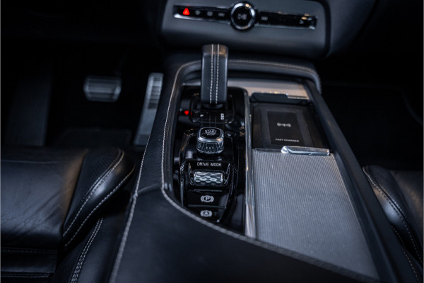 Volvo XC90 2.0 T8 Twin Engine AWD R-Design - Panorama | H&K | Memory | Trekhaak