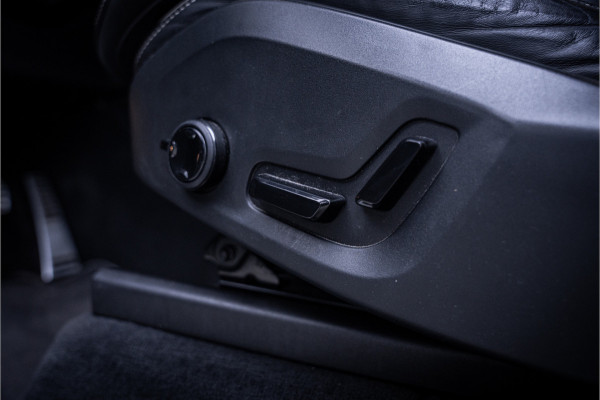 Volvo XC90 2.0 T8 Twin Engine AWD R-Design - Panorama | H&K | Memory | Trekhaak