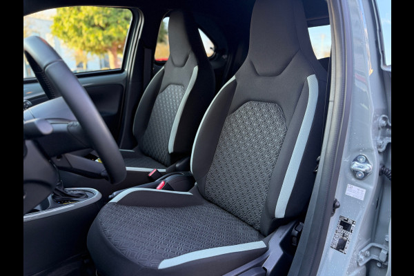 Toyota Aygo X 1.0 VVT-i S-CVT Pulse Automaat 5 JAAR GARANITE (BOVAG/RIJKLAARPRIJS)