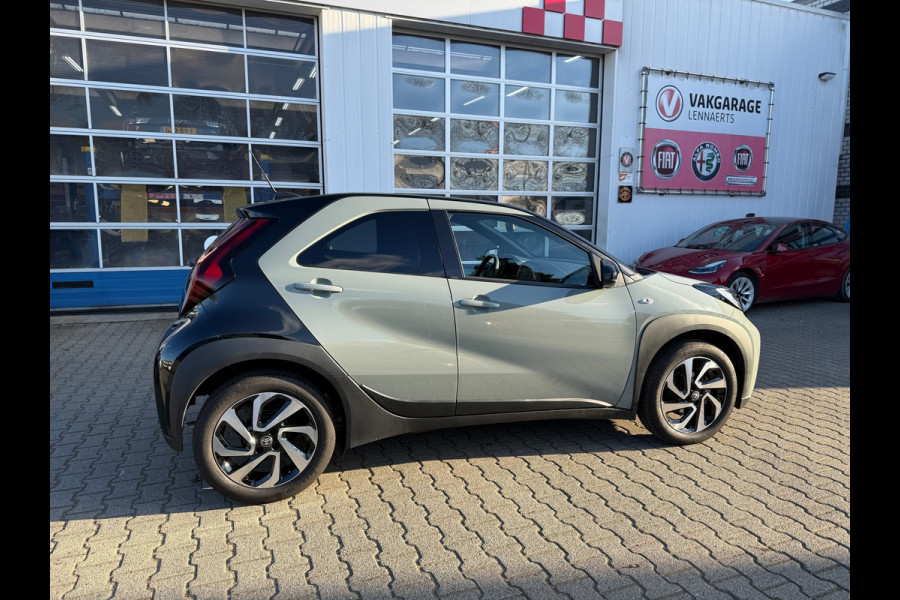 Toyota Aygo X 1.0 VVT-i S-CVT Pulse Automaat 5 JAAR GARANITE (BOVAG/RIJKLAARPRIJS)