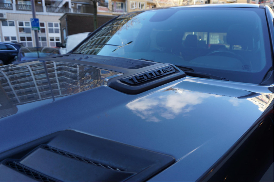 Dodge Ram 1500 5.7 V8 4x4 Crew Cab Rebel Sport | Luchtvering PANO -dak | Black Line | Off Road | Groot Navi | Apple CarPlay | Keyless | 20inch | Harman Kardon | Full LED | LPG onderbouw | excl BTW