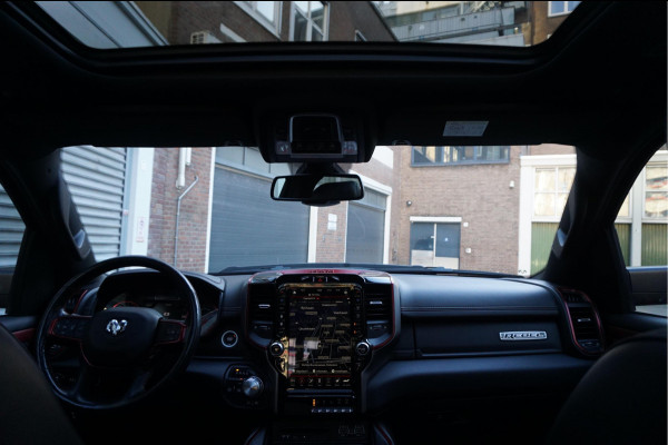 Dodge Ram 1500 5.7 V8 4x4 Crew Cab Rebel Sport | Luchtvering PANO -dak | Black Line | Off Road | Groot Navi | Apple CarPlay | Keyless | 20inch | Harman Kardon | Full LED | LPG onderbouw | excl BTW