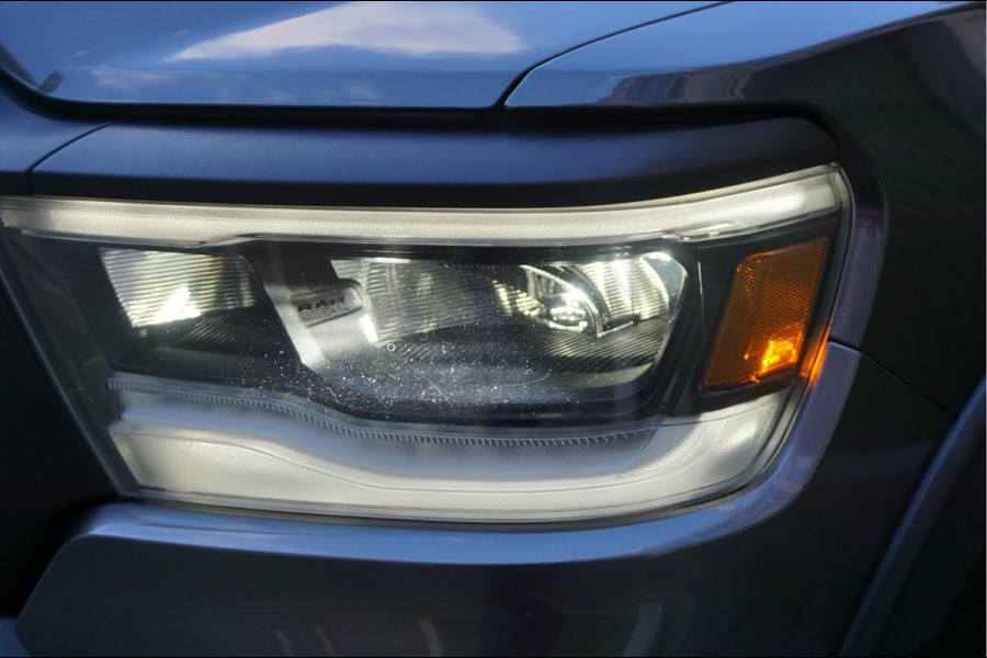 Dodge Ram 1500 5.7 V8 4x4 Crew Cab Rebel Sport | Luchtvering PANO -dak | Black Line | Off Road | Groot Navi | Apple CarPlay | Keyless | 20inch | Harman Kardon | Full LED | LPG onderbouw | excl BTW