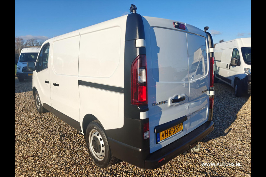 Renault Trafic 2.0 dCi 120 PK T29 EURO 6 , 1e Eig. 2x Schuifdeur , Apk feb. 2027 , Werkplaats inrichting.