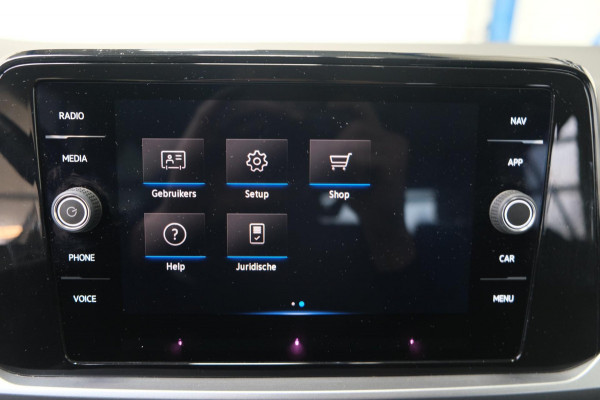 Volkswagen T-Roc 1.5 TSI Life Business Automaat - Virtual Display, Airco, Camera, Carplay, PDC.