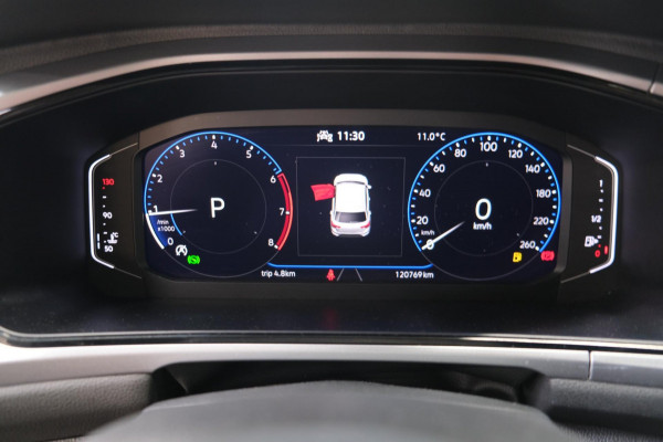Volkswagen T-Roc 1.5 TSI Life Business Automaat - Virtual Display, Airco, Camera, Carplay, PDC.