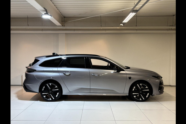 Peugeot 308 SW 1.6 Plug-in Hybrid 195 GT .