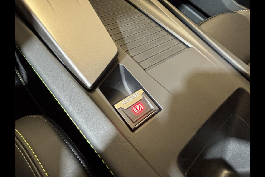 Peugeot 308 SW 1.6 Plug-in Hybrid 195 GT .