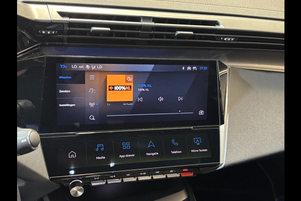 Peugeot 308 SW 1.6 Plug-in Hybrid 195 GT .