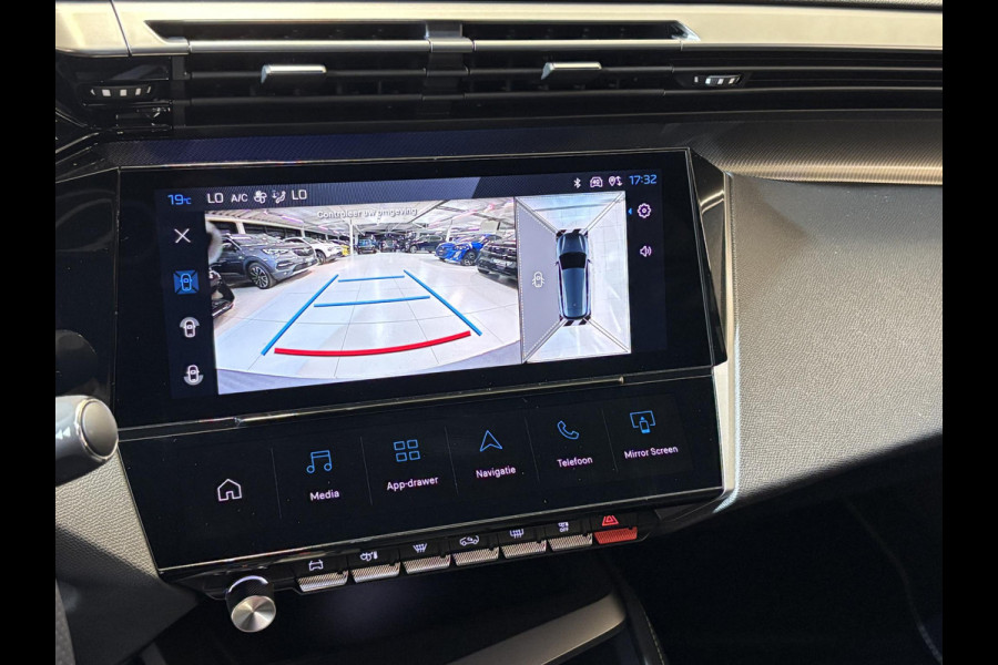 Peugeot 308 SW 1.6 Plug-in Hybrid 195 GT .