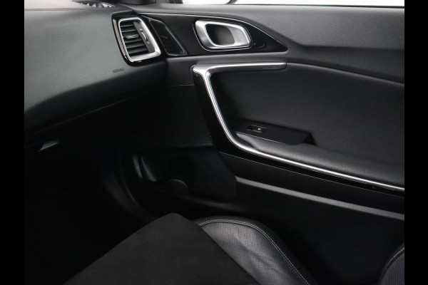 Kia ProCeed 1.0 T-GDi GT-Line | Carplay | Stoel & Stuurverwarming | Achteruitrijcamera | Navigatie | Sportstoelen | Keyless entry |