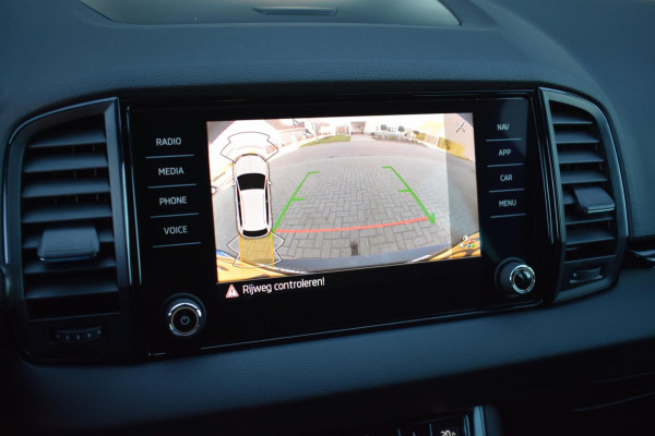 Škoda Karoq 1.5 TSI ACT Sportline | MJ21 | TREKHAAK | CAMERA | VIRTUAL | NAP | APPLE CARPLAY | ANDROID AUTO