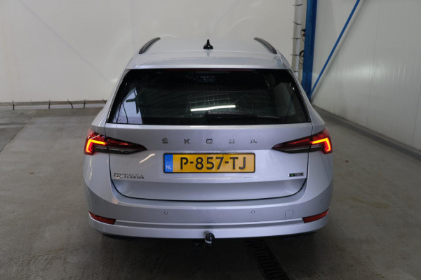 Škoda Octavia Combi 1.0 e-TSI Ambition - N.A.P. Airco, Navi, Trekhaak, PDC