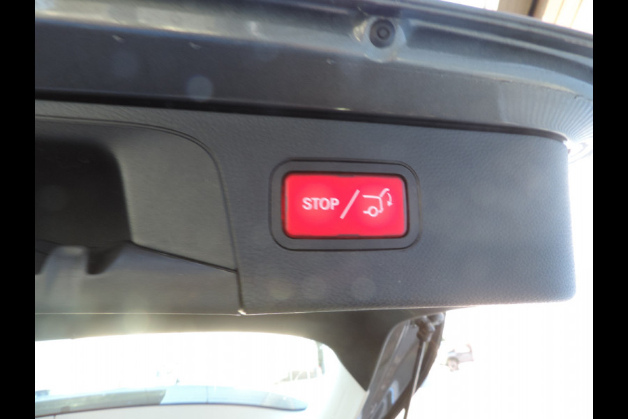 Mercedes-Benz GLC 250 4MATIC Premium Plus panoramadak lage km