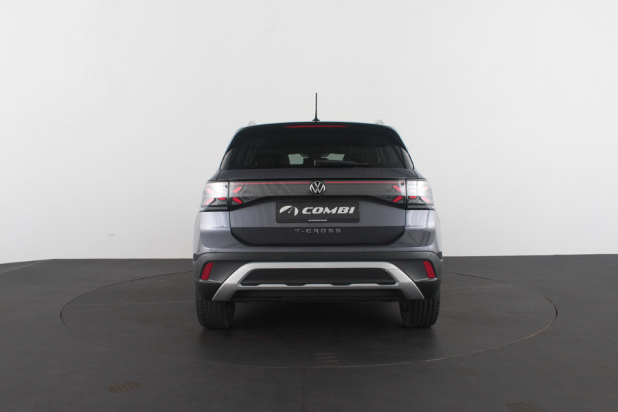 Volkswagen T-Cross 1.0 TSI Style Business Premium Automaat/Camera/IQ-LED/18inch/Luxe interieur/Adapt.cruise/Smoky Gray Metallic kleur