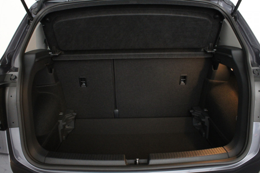 Volkswagen T-Cross 1.0 TSI Style Business Premium Automaat/Camera/IQ-LED/18inch/Luxe interieur/Adapt.cruise/Smoky Gray Metallic kleur