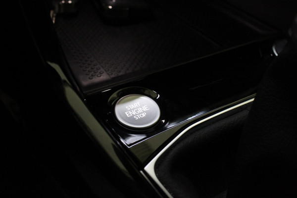 Volkswagen T-Cross 1.0 TSI Style Business Premium Automaat/Camera/IQ-LED/18inch/Luxe interieur/Adapt.cruise/Smoky Gray Metallic kleur