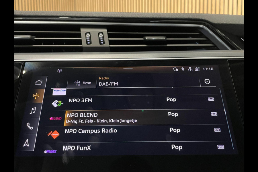 Audi e-tron 55 Quattro Edition 95 kWh|90% SOH|22'' LMV|GROTE ACCU|CRUISE+CLIMATE|ELEK.INTERIEUR+A-KLEP|ORG.NL|NAP|INCL BTW|1e EIG|