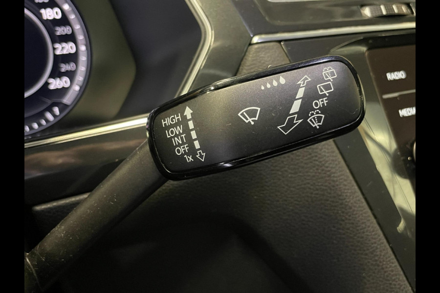Volkswagen Tiguan Allspace 2.0 TSI 4Motion Highline Business|R-Line|7PERS|FULL|PANO|LEDER|ACC|STOELVERW|ELEK.A-KLEP|ELEK.TREKH|