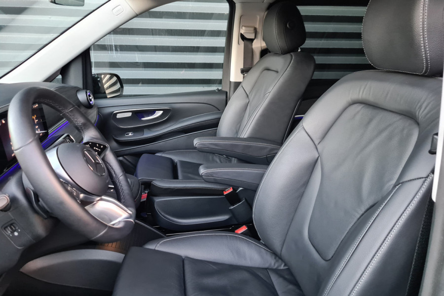 Mercedes-Benz V-Klasse 300d 4 Matic XL DC AMG-Line Grijs kenteken - Distronic