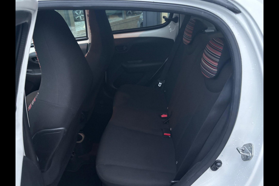 Citroën C1 1.0 VTi Feel 5drs | Rijklaar geleverd incl 12 maanden BOVAG garantie! |