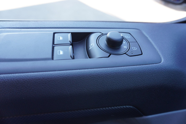 Ford Transit Custom 320L 2.0 TDCI 170PK L2H1 Trend 4x4 Automaat Nr. V143 | Airco | Navi | Adap.Cruise | Blis | 20"LM velgen schuifdeur L+R