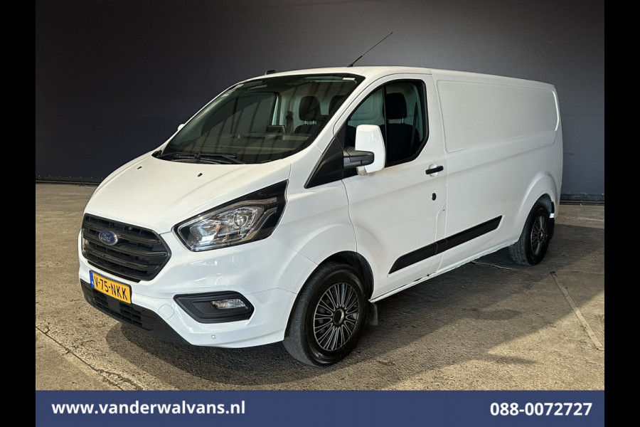 Ford Transit Custom 2.0 TDCI 131pk L2H1 Euro6 Airco | LED | Apple Carplay | Cruisecontrol | 2800kg Trekhaak Parkeersensoren, Stoelverwarming, Verwarmde voorruit, Bijrijdersbank