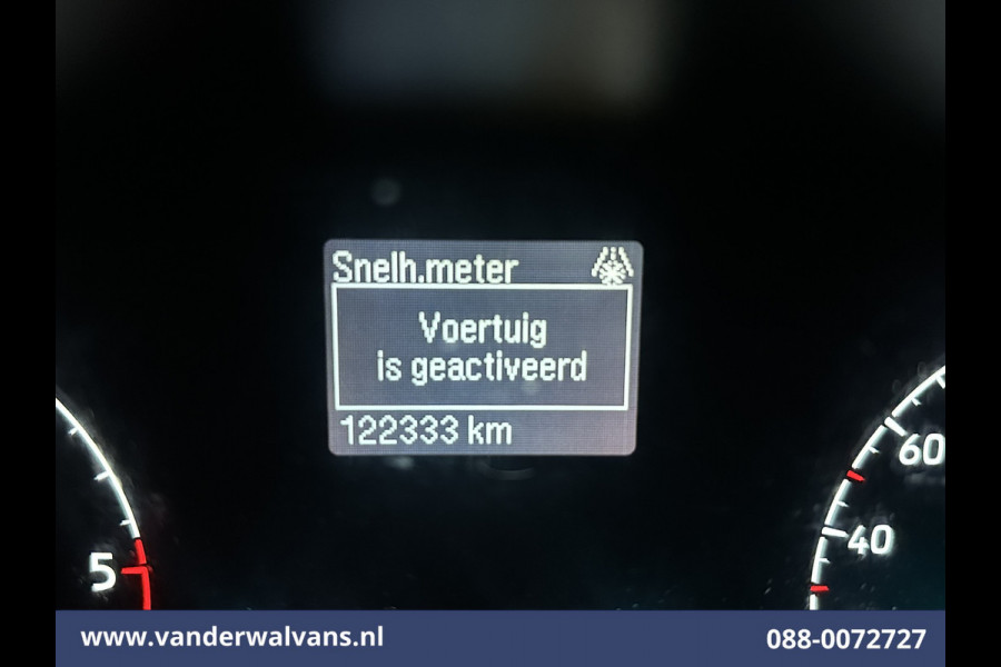 Ford Transit Custom 2.0 TDCI 131pk L2H1 Euro6 Airco | LED | Apple Carplay | Cruisecontrol | 2800kg Trekhaak Parkeersensoren, Stoelverwarming, Verwarmde voorruit, Bijrijdersbank