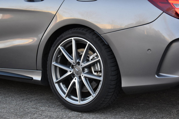 Mercedes-Benz CLA-Klasse Shooting Brake CLA 45 AMG 4MATIC Pano