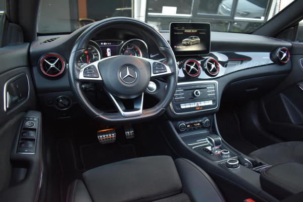 Mercedes-Benz CLA-Klasse Shooting Brake CLA 45 AMG 4MATIC Pano