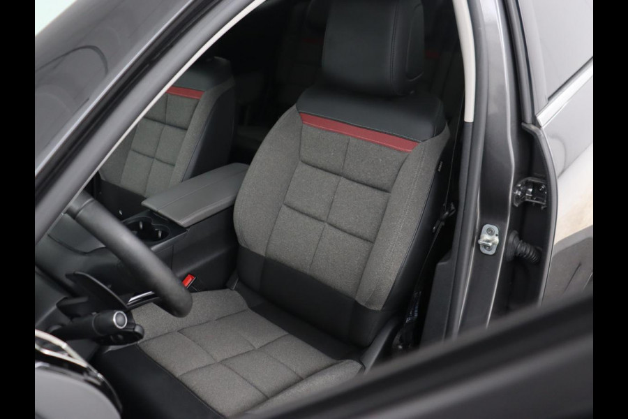 Citroën C5 Aircross 1.6 Plug-in Hybrid 225 | Carplay | Climate control | Camera | Privacy glass | PHEV