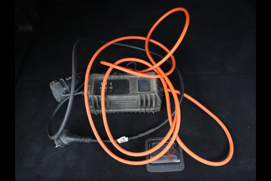 Citroën C5 Aircross 1.6 Plug-in Hybrid 225 | Carplay | Climate control | Camera | Privacy glass | PHEV