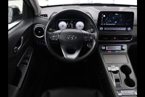 Hyundai Kona EV Business 64 kWh | 3-Fase | Stoelverwarming | Climate control | Adaptive cruise control | Camera | HUD
