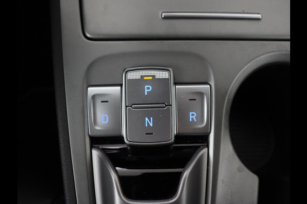 Hyundai Kona EV Business 64 kWh | 3-Fase | Stoelverwarming | Climate control | Adaptive cruise control | Camera | HUD