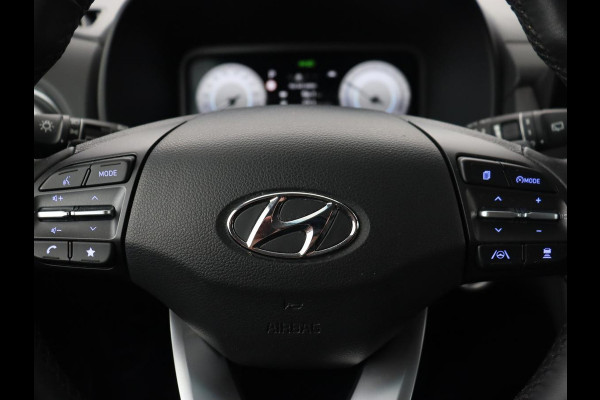 Hyundai Kona EV Business 64 kWh | 3-Fase | Stoelverwarming | Climate control | Adaptive cruise control | Camera | HUD