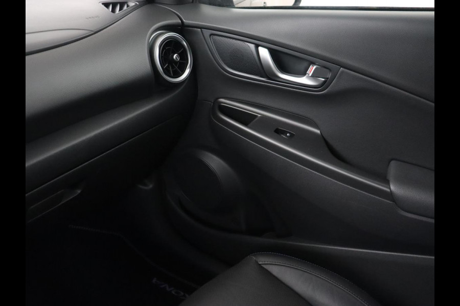 Hyundai Kona EV Business 64 kWh | 3-Fase | Stoelverwarming | Climate control | Adaptive cruise control | Camera | HUD