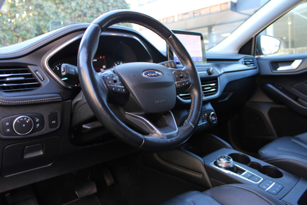 Ford FOCUS Wagon 1.5 EcoBoost Vignale | Adaptieve cruise | BLIS | Camera | Head-up | Winterpack |