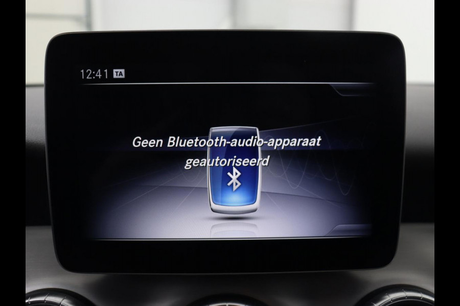 Mercedes-Benz CLA-Klasse Shooting Brake 180 AMG-Pakket | Full-LED | Stoelverwarming | Camera | Navigatie