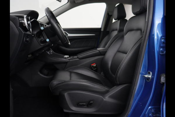 MG Mg Zs EV Luxury 45 kWh | Panoramadak | Adaptive cruise control | Climate control | Navigatie