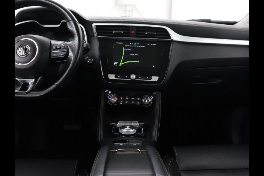 MG Mg Zs EV Luxury 45 kWh | Panoramadak | Adaptive cruise control | Climate control | Navigatie