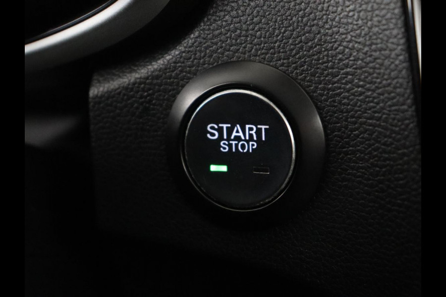 MG Mg Zs EV Luxury 45 kWh | Panoramadak | Adaptive cruise control | Climate control | Navigatie