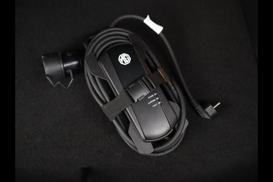 MG Mg Zs EV Luxury 45 kWh | Panoramadak | Adaptive cruise control | Climate control | Navigatie