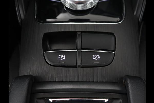 MG Mg Zs EV Luxury 45 kWh | Panoramadak | Adaptive cruise control | Climate control | Navigatie