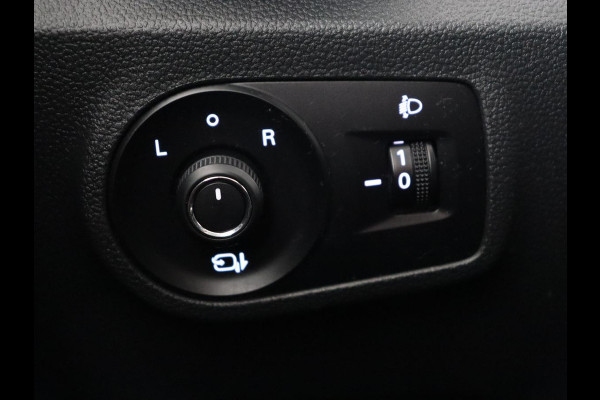 MG Mg Zs EV Luxury 45 kWh | Panoramadak | Adaptive cruise control | Climate control | Navigatie