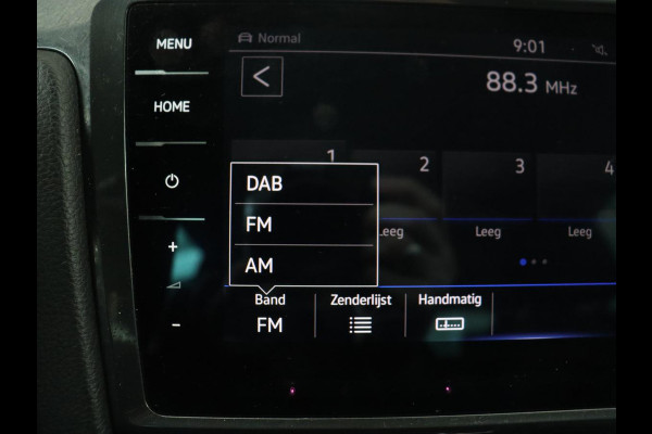 Volkswagen e-Golf e-Golf | Adaptive cruise control | Stoelverwarming | Volleder | Climate control | Active info | Camera | Carplay | Adaptive cruise control | Lane assist