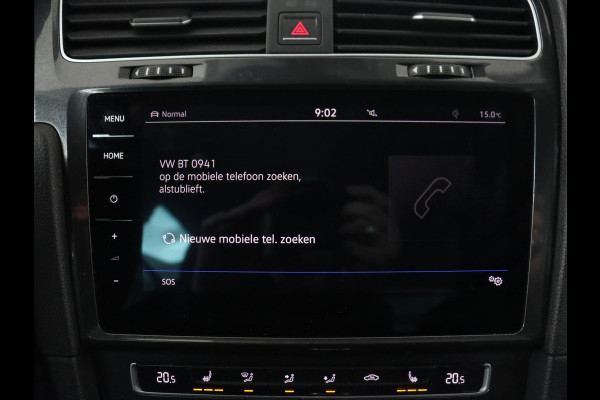Volkswagen e-Golf e-Golf | Adaptive cruise control | Stoelverwarming | Volleder | Climate control | Active info | Camera | Carplay | Adaptive cruise control | Lane assist