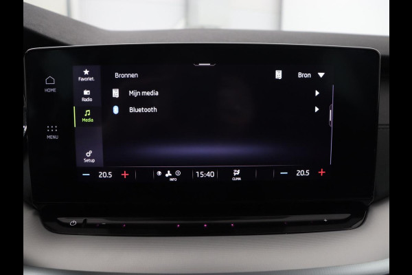 Škoda Octavia 1.0 e-TSI Sport | Trekhaak | Carplay | Navigatie | Sportstoelen | Sfeerverlichting | Full LED | Parkeerhulp | Climate control | Verwarmde voorruit