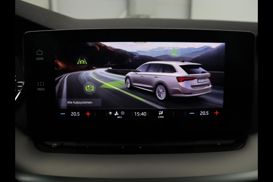 Škoda Octavia 1.0 e-TSI Sport | Trekhaak | Carplay | Navigatie | Sportstoelen | Sfeerverlichting | Full LED | Parkeerhulp | Climate control | Verwarmde voorruit