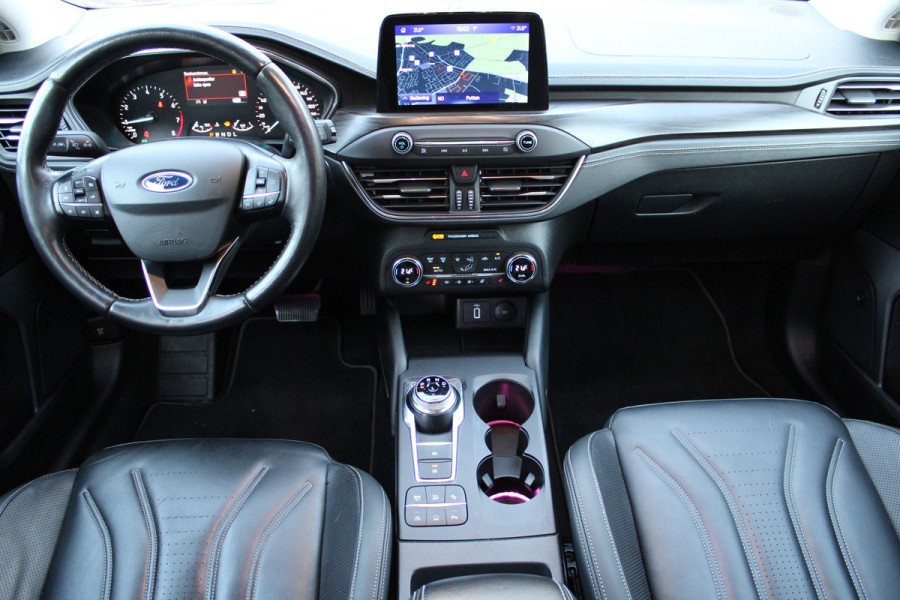 Ford FOCUS Wagon 1.5 EcoBoost Vignale | Adaptieve cruise | BLIS | Camera | Head-up | Winterpack |