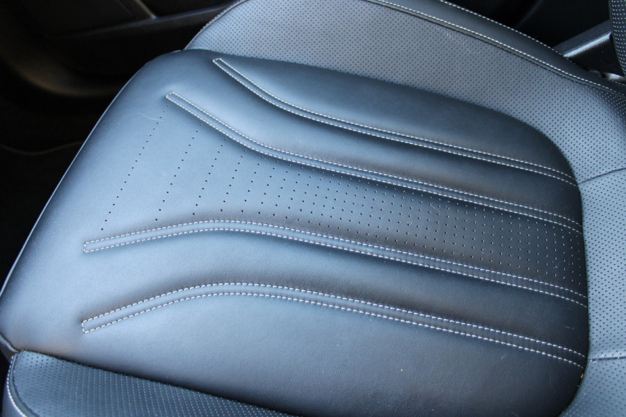 Ford FOCUS Wagon 1.5 EcoBoost Vignale | Adaptieve cruise | BLIS | Camera | Head-up | Winterpack |